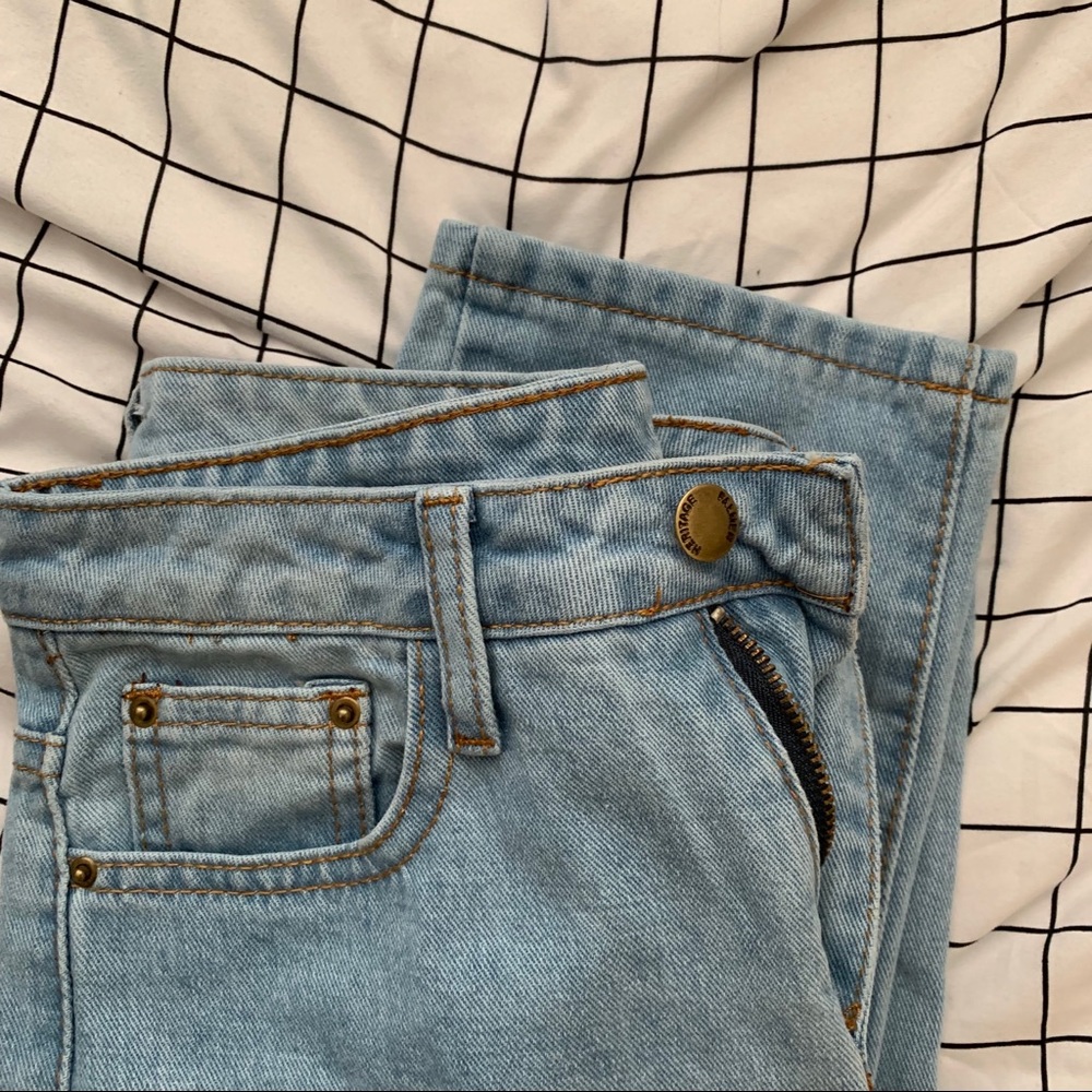 Ripped Light Blue Boyfriend Jeans